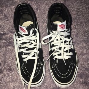 Sk8-Hi Vans